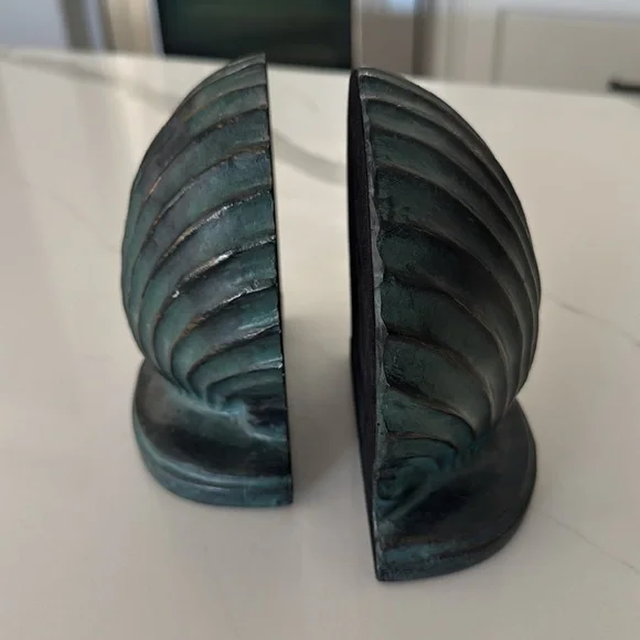 Art Deco Clamshell Bookends - Picture 3 of 6